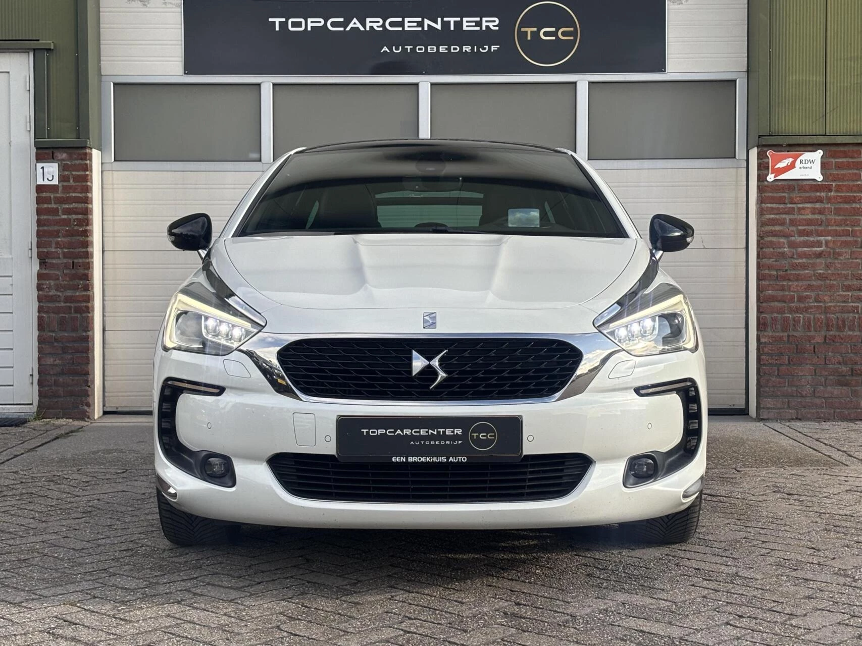 Hoofdafbeelding DS DS 5