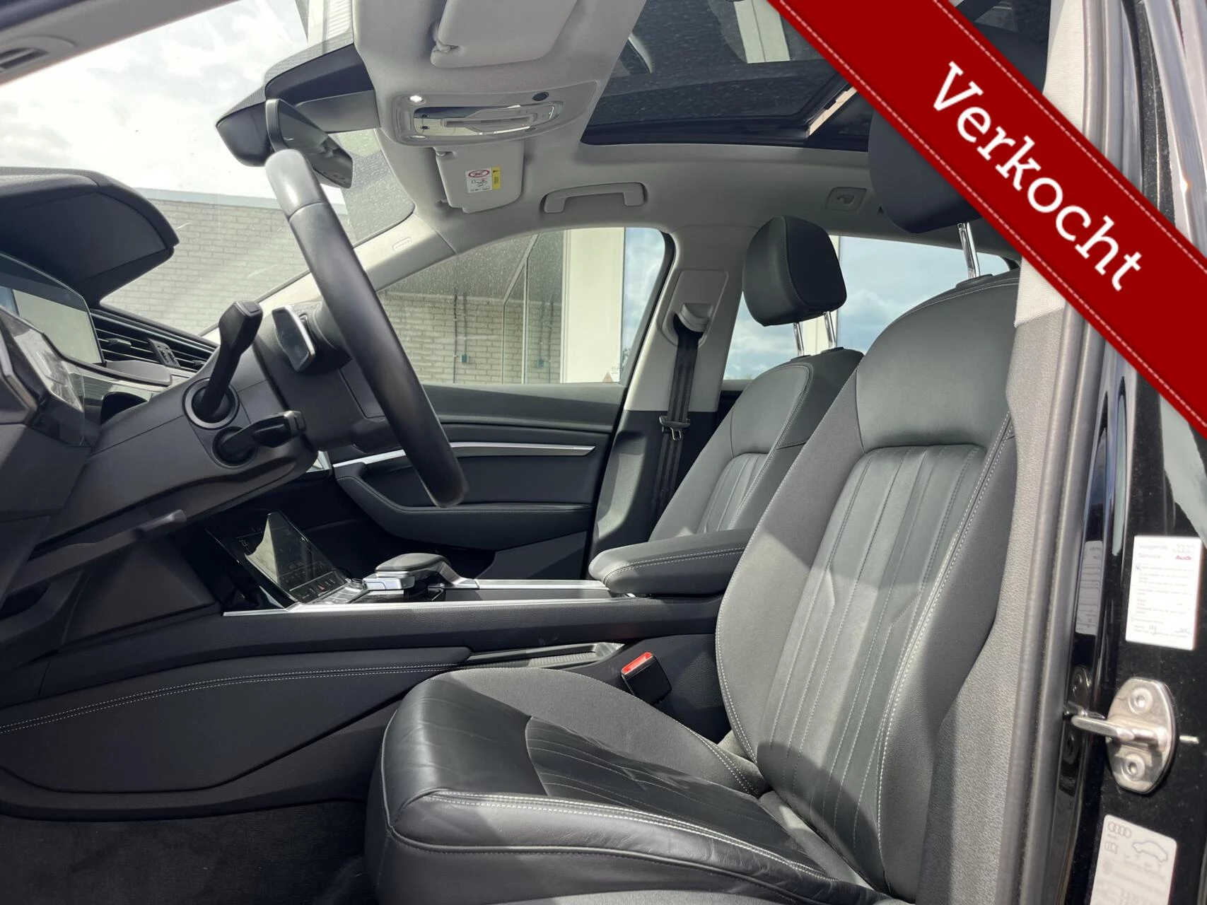 Hoofdafbeelding Audi e-tron