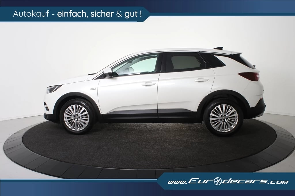 Hoofdafbeelding Opel Grandland X