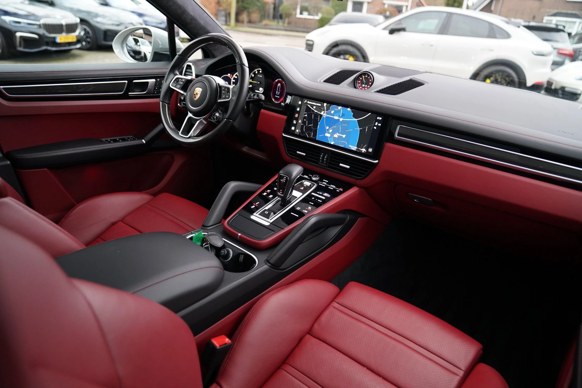 Hoofdafbeelding Porsche Cayenne