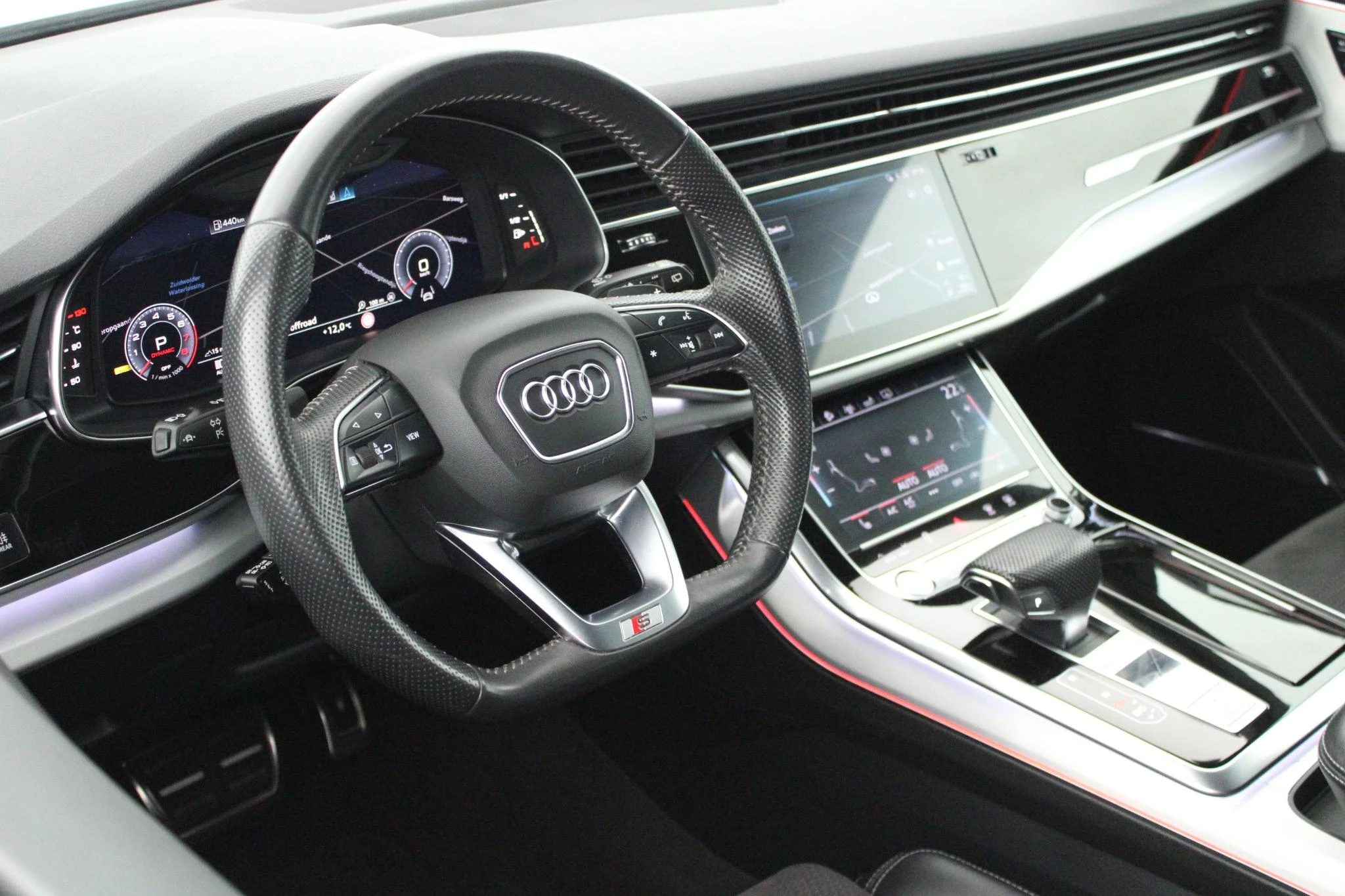 Hoofdafbeelding Audi Q8