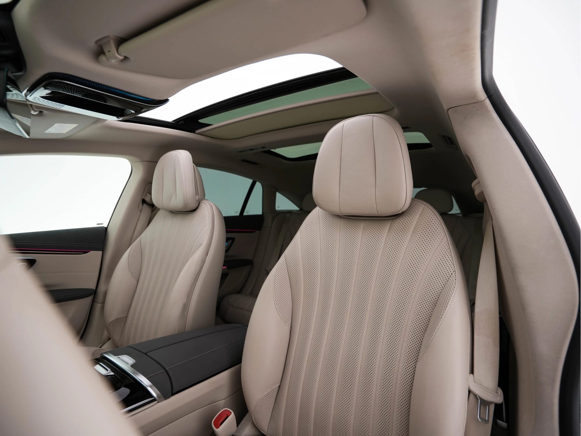 Hoofdafbeelding Mercedes-Benz EQS