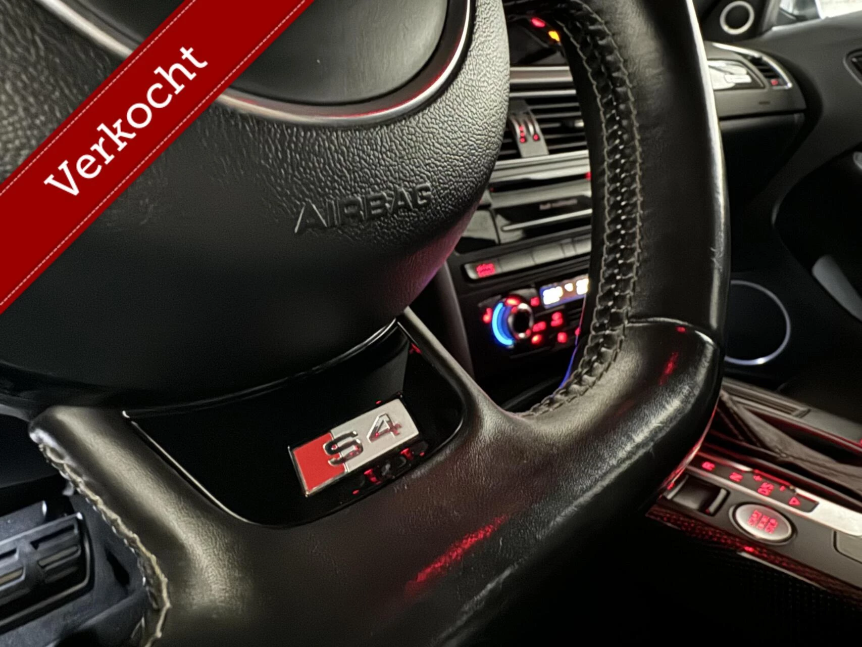 Hoofdafbeelding Audi S4