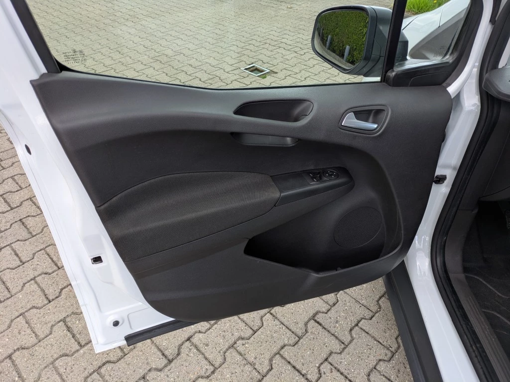 Hoofdafbeelding Ford Transit Courier