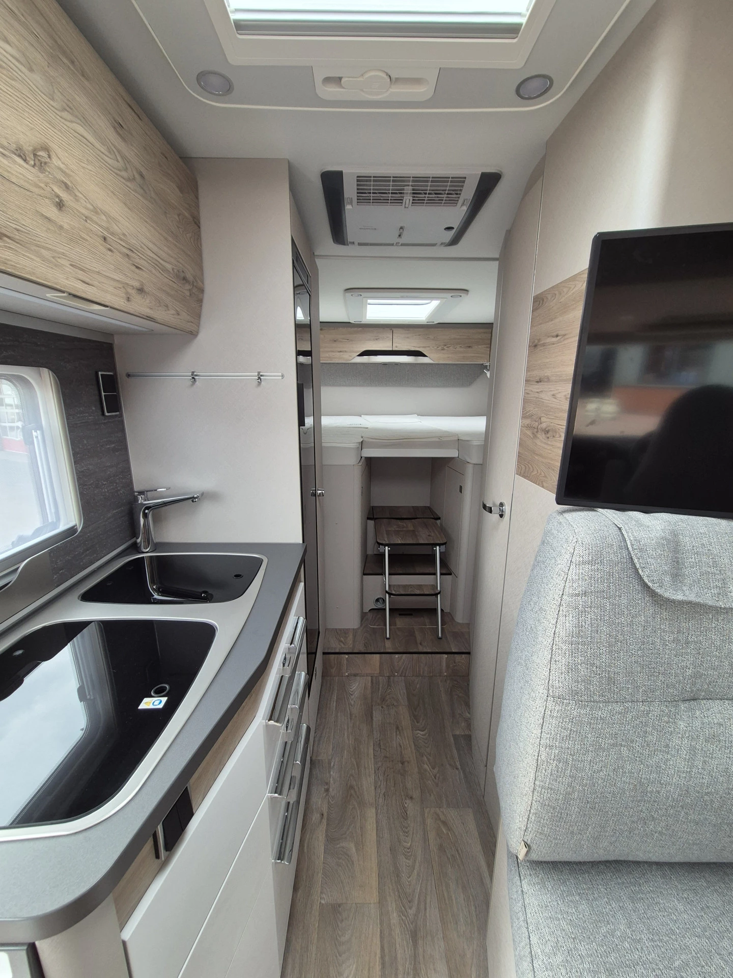 Hoofdafbeelding Hymer Exsis-i