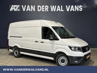 Volkswagen Crafter 2.0 TDI 141pk L3H3 L2H2 Euro6 Airco | Navigatie | 3000kg Trekhaak | Apple Carplay Android Auto, Cruisecontrol, Parkeersensoren, Bijrijdersbank