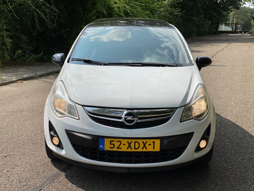 Hoofdafbeelding Opel Corsa