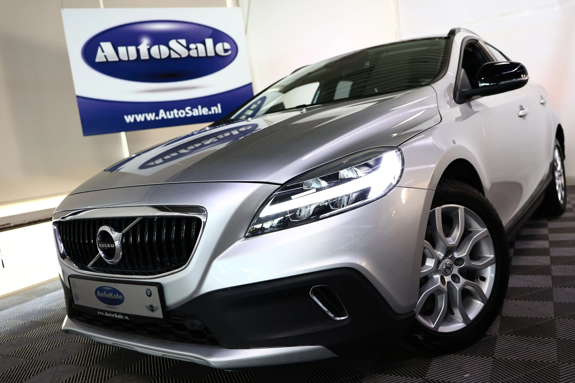 Hoofdafbeelding Volvo V40