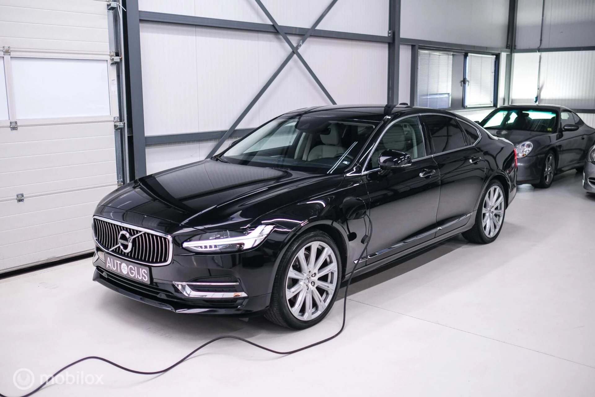 Hoofdafbeelding Volvo S90