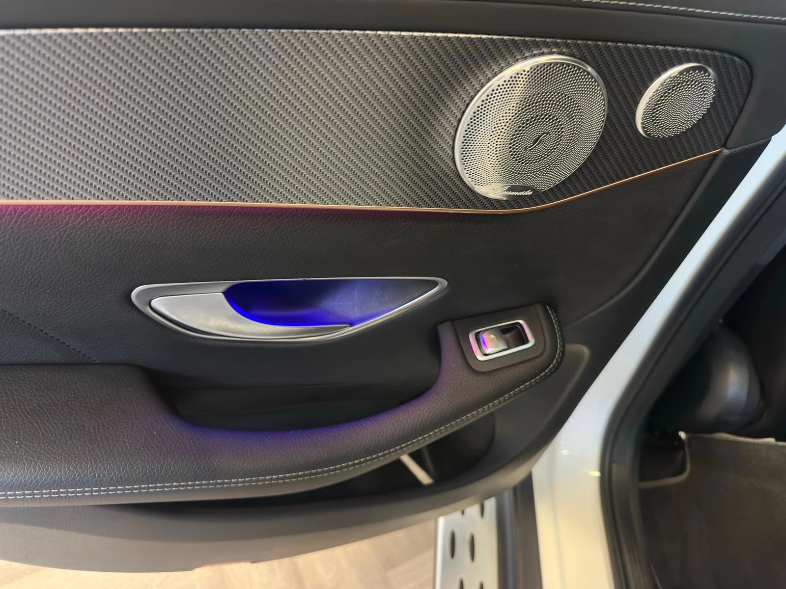 Hoofdafbeelding Mercedes-Benz EQC