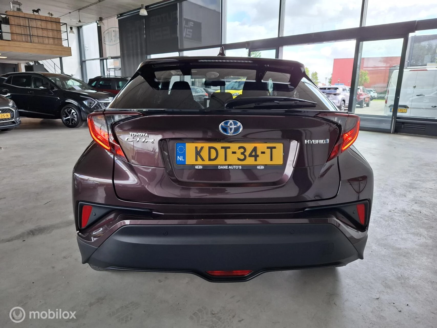 Hoofdafbeelding Toyota C-HR