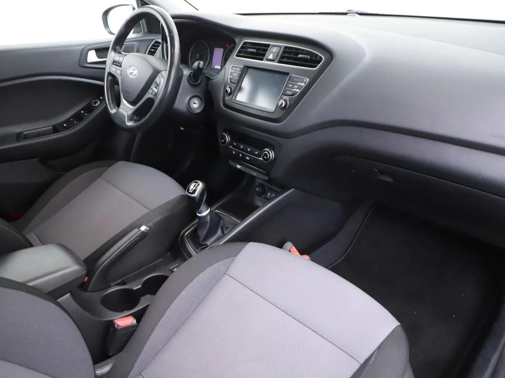 Hoofdafbeelding Hyundai i20