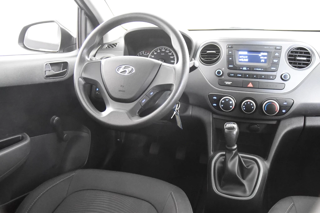 Hoofdafbeelding Hyundai i10