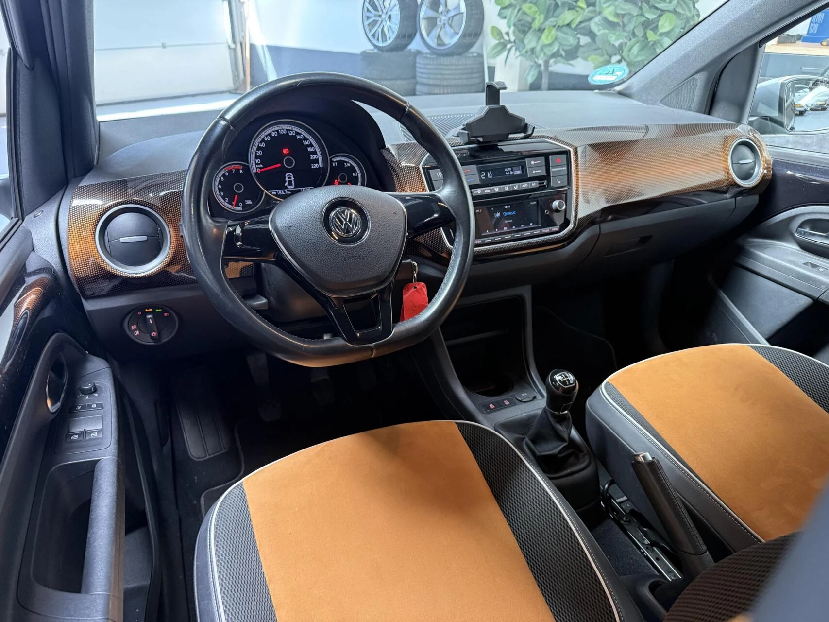 Hoofdafbeelding Volkswagen up!