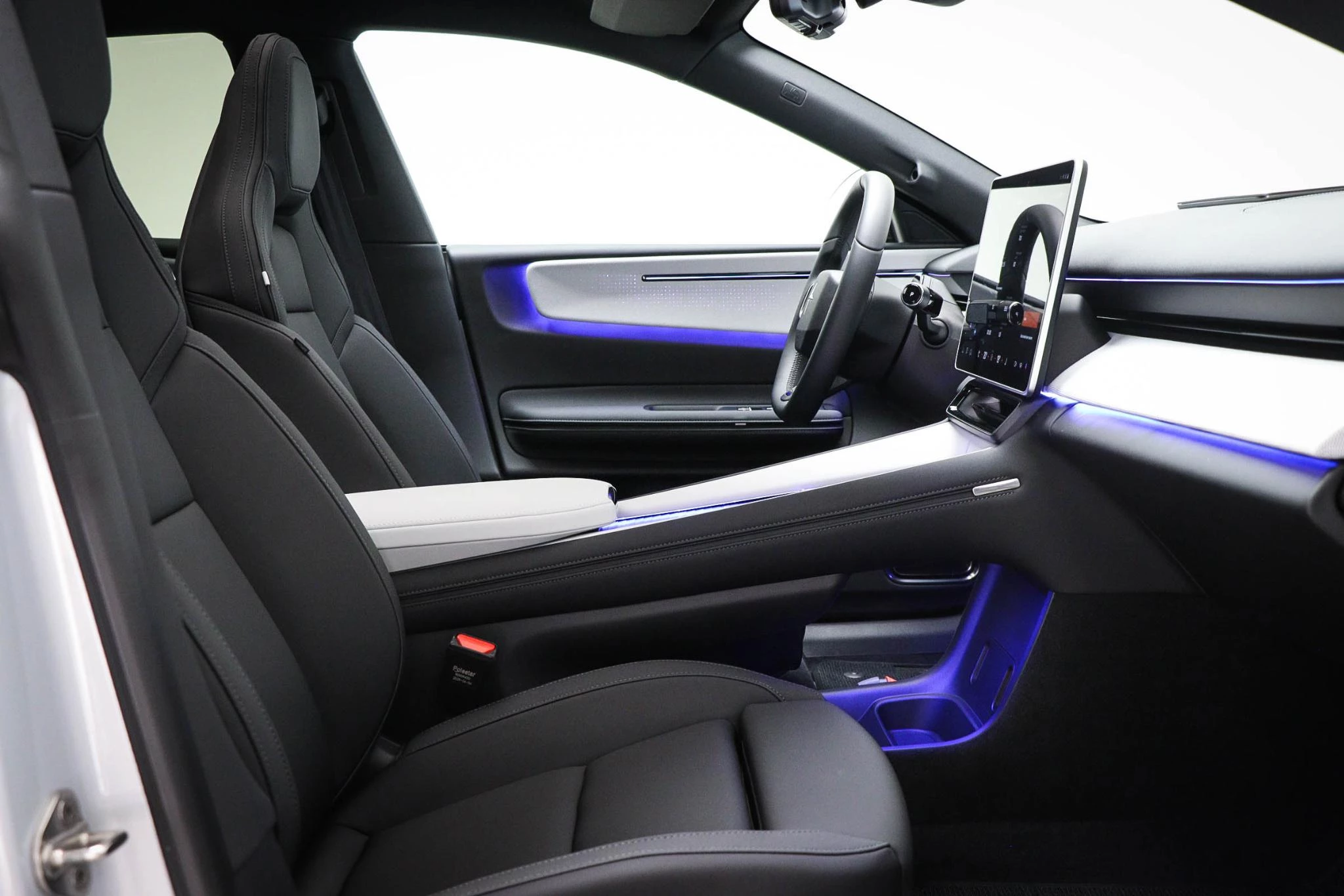 Hoofdafbeelding Polestar 4