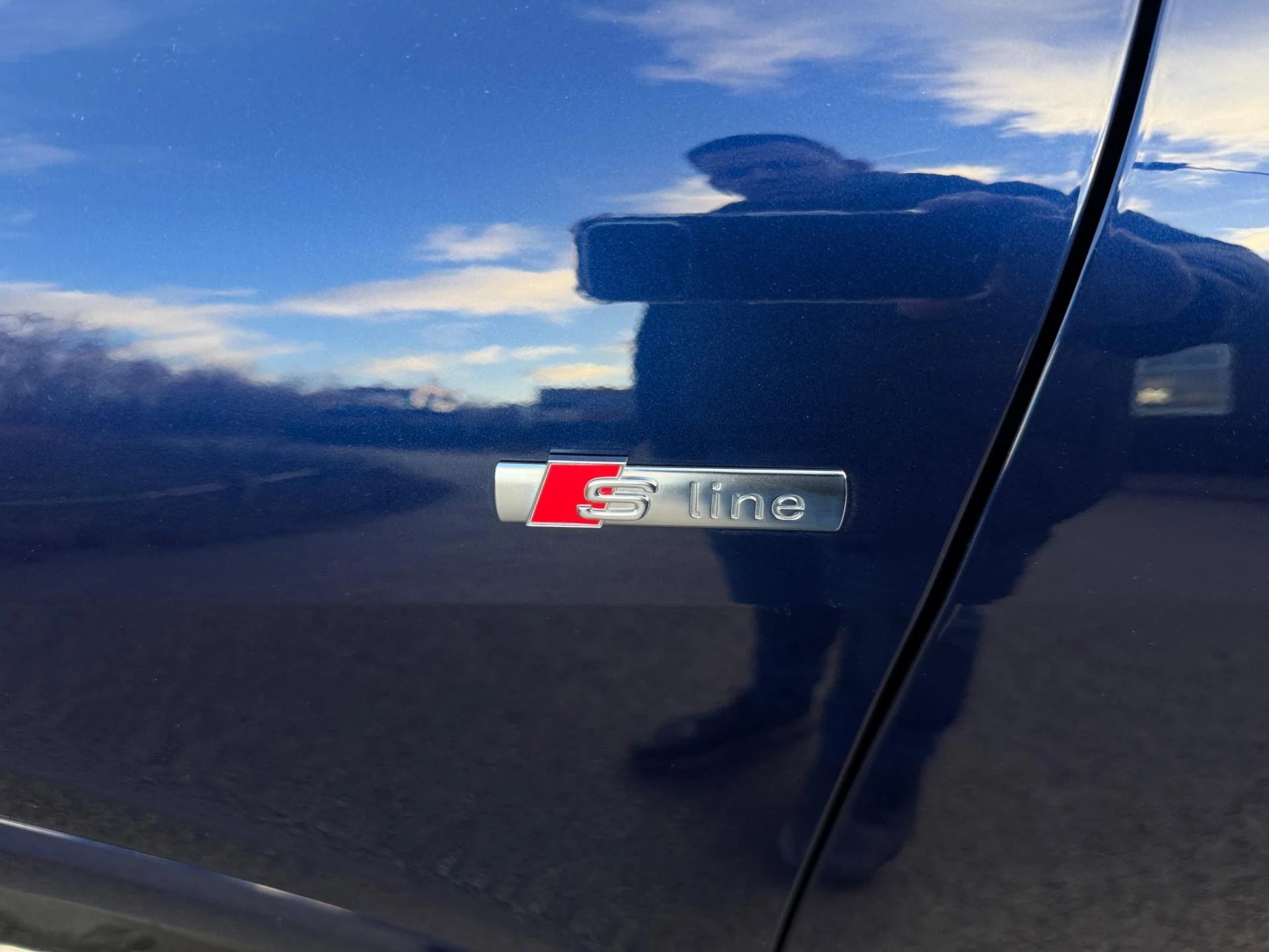 Hoofdafbeelding Audi Q4 e-tron