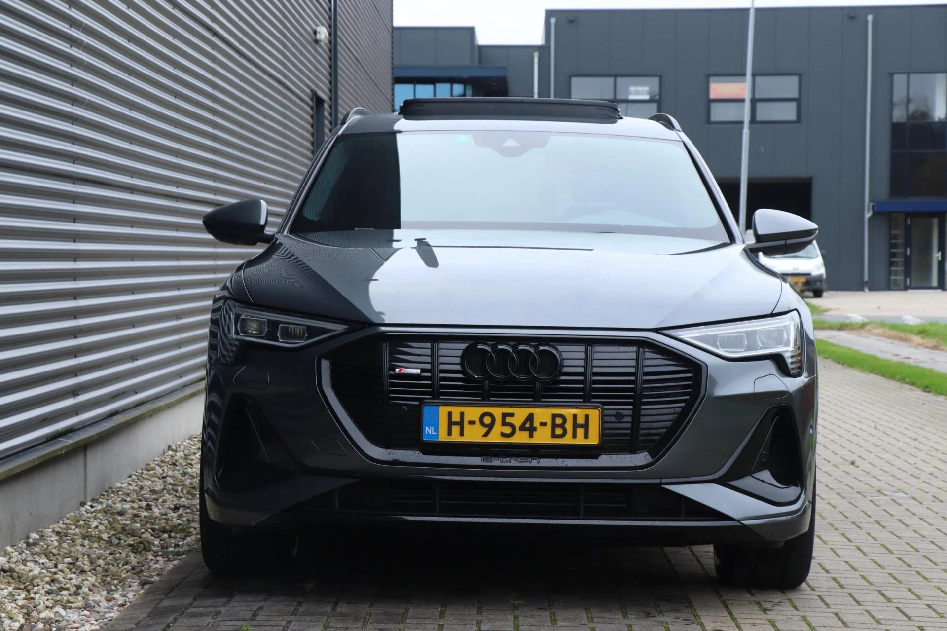 Hoofdafbeelding Audi e-tron