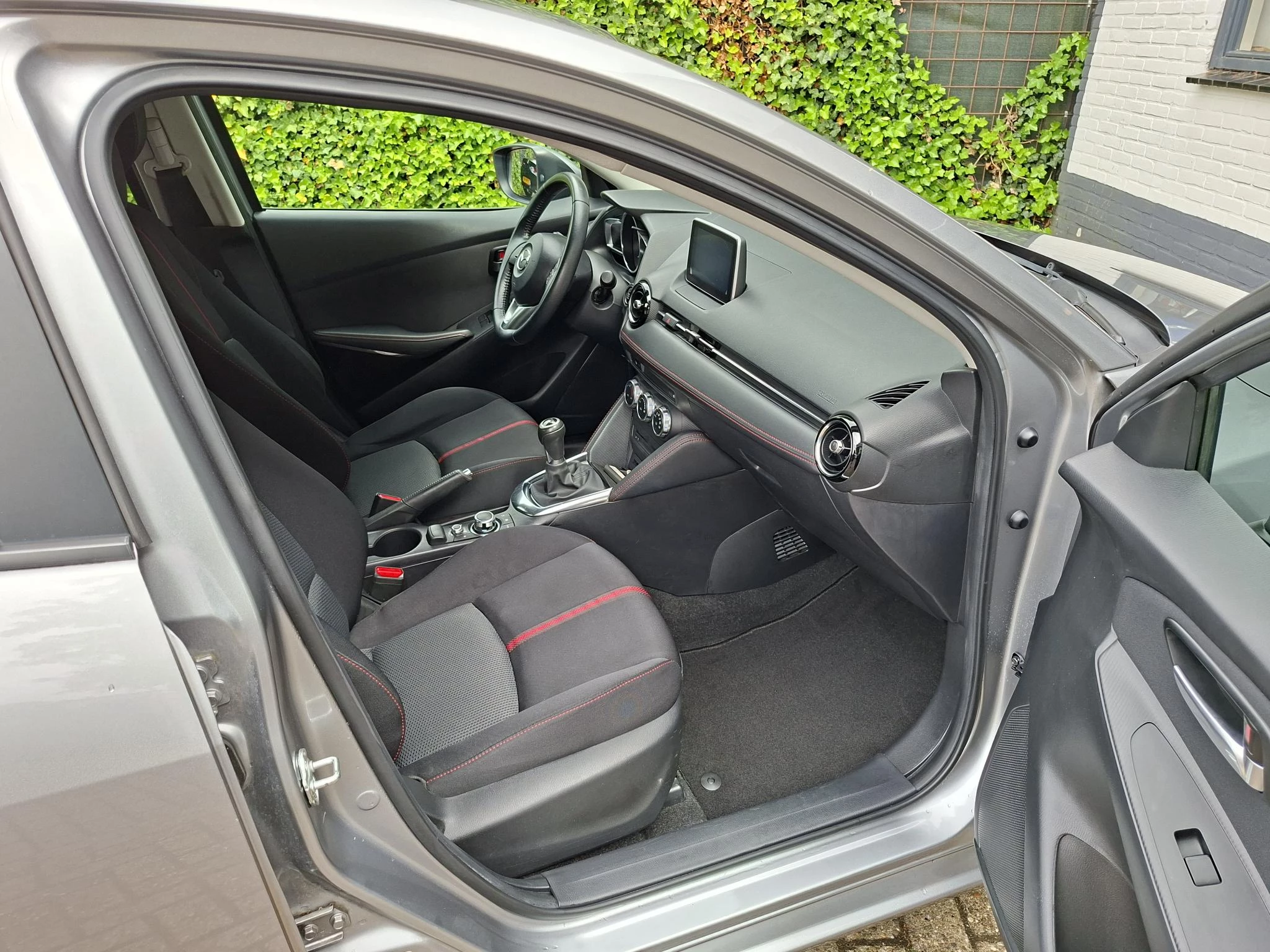 Hoofdafbeelding Mazda 2