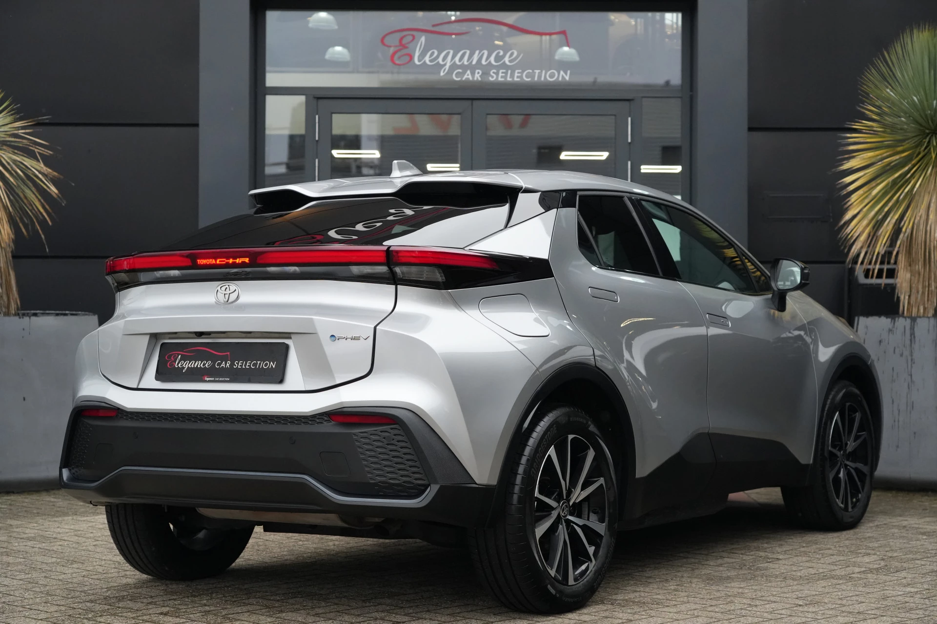Hoofdafbeelding Toyota C-HR