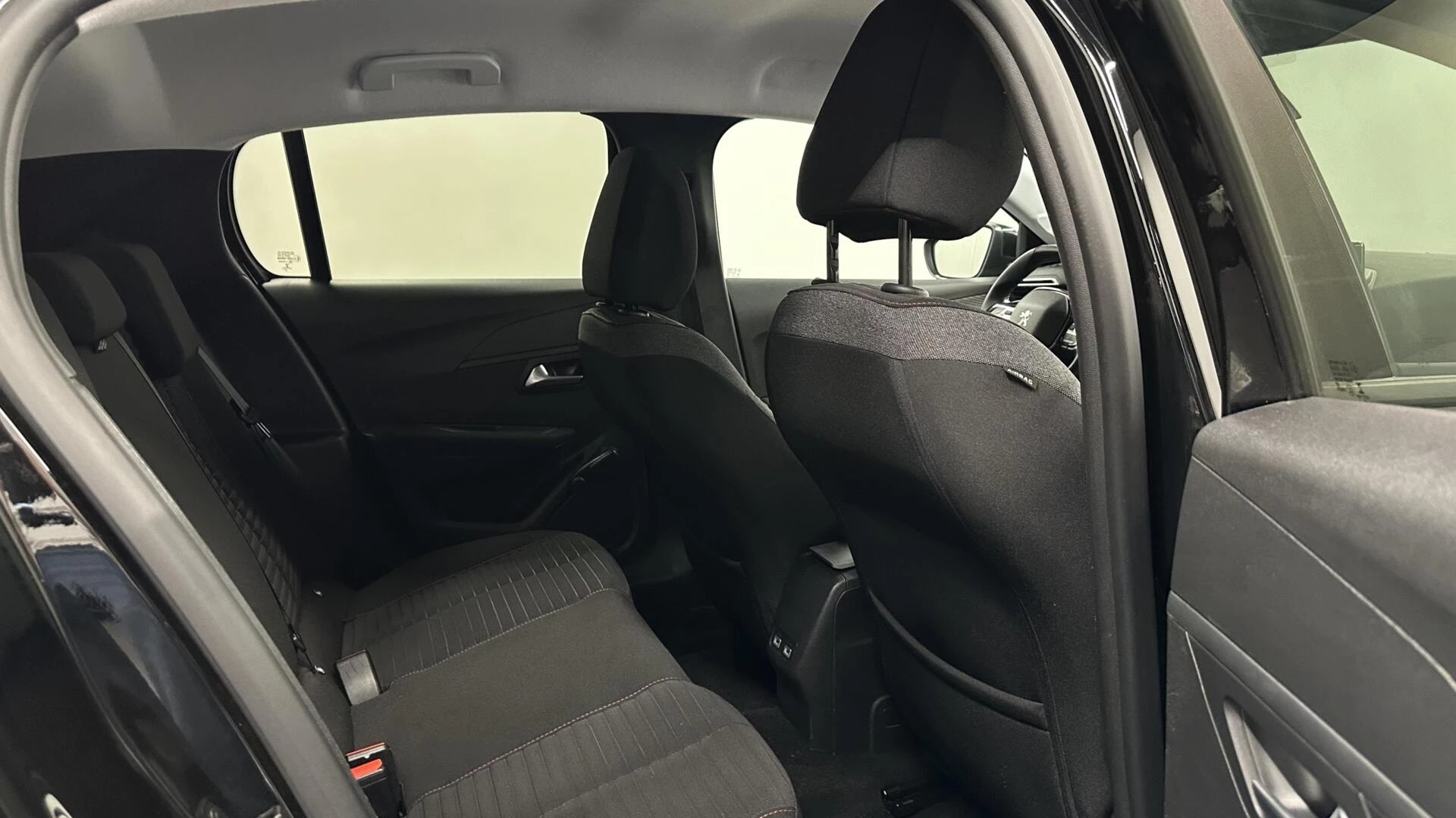 Hoofdafbeelding Peugeot e-208