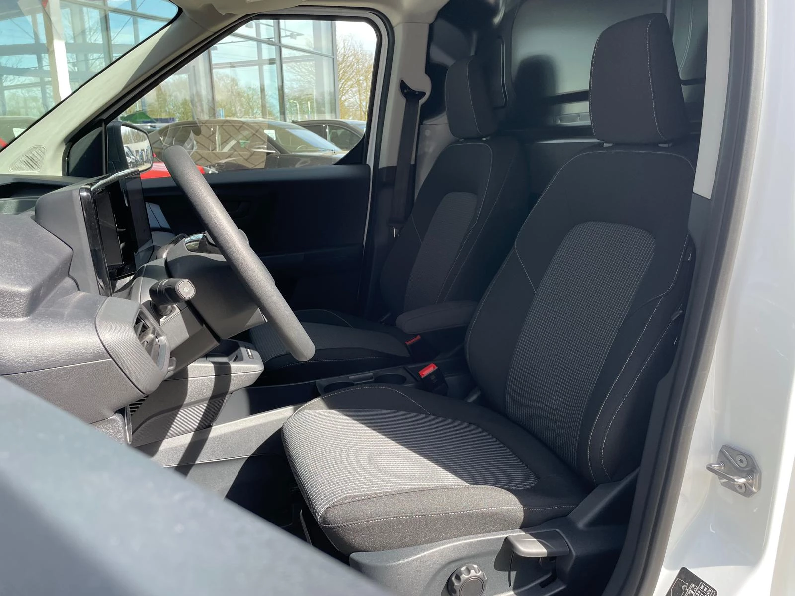 Hoofdafbeelding Ford E-Transit Courier