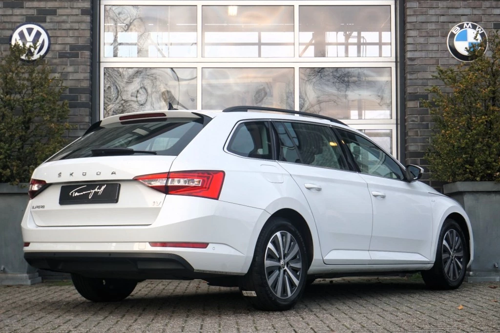 Hoofdafbeelding Škoda Superb
