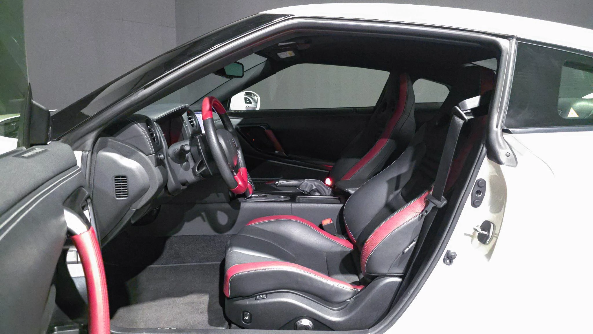 Hoofdafbeelding Nissan GT-R