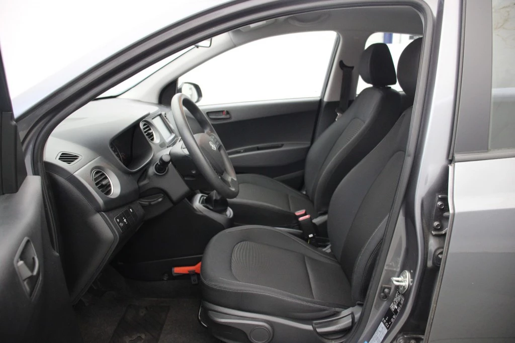 Hoofdafbeelding Hyundai i10