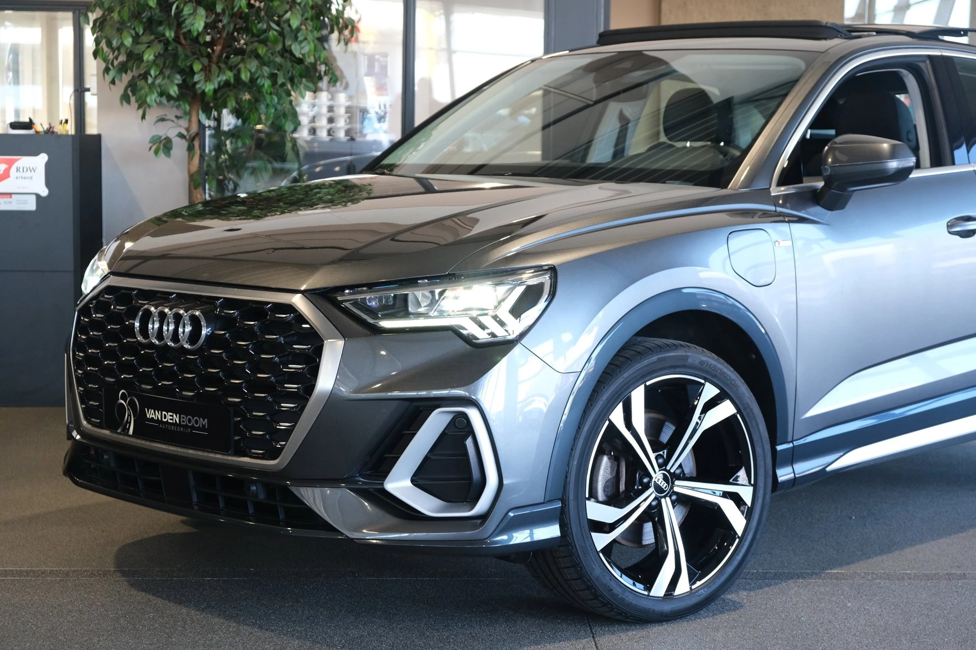 Hoofdafbeelding Audi Q3