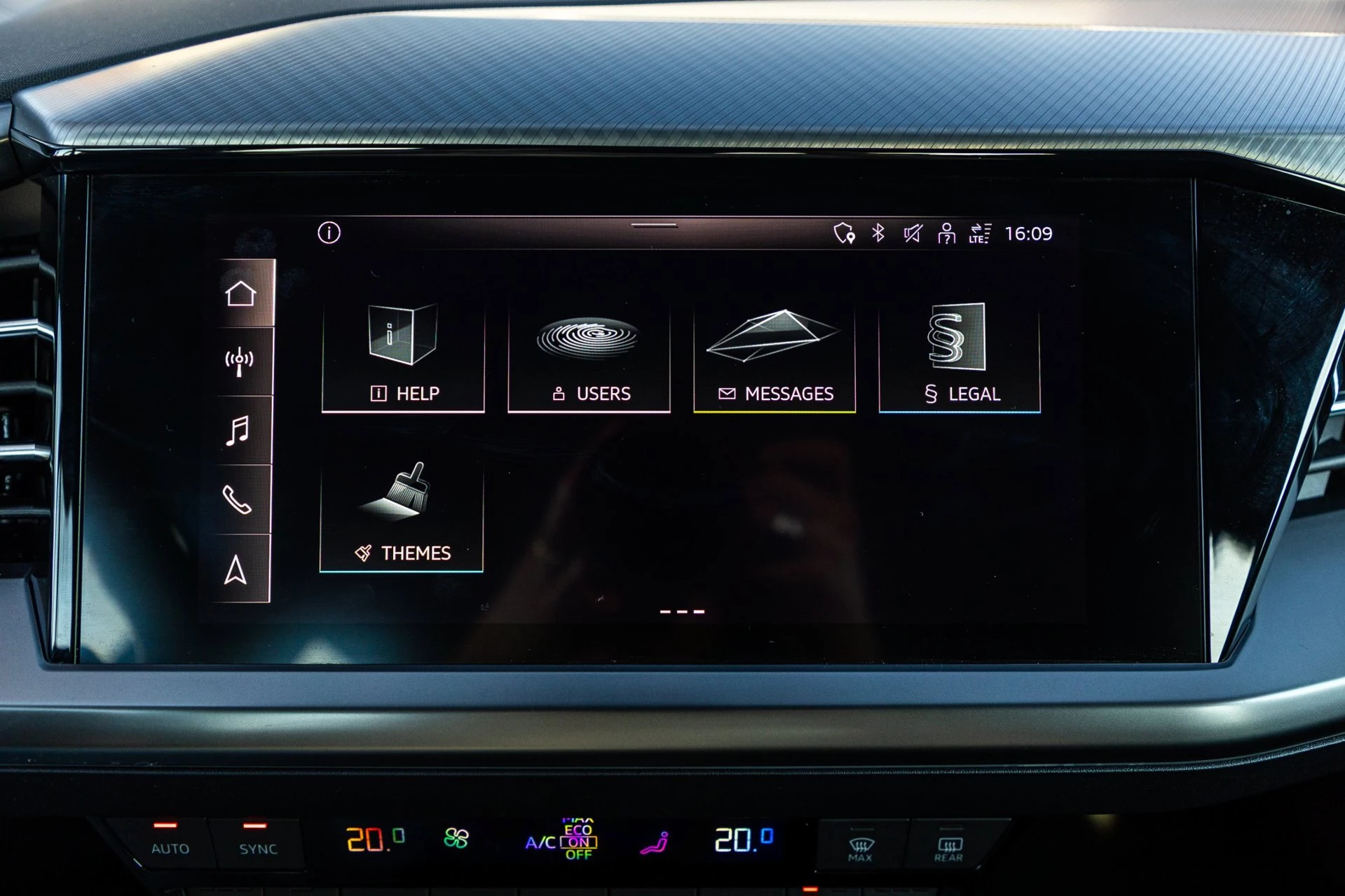 Hoofdafbeelding Audi Q4 e-tron