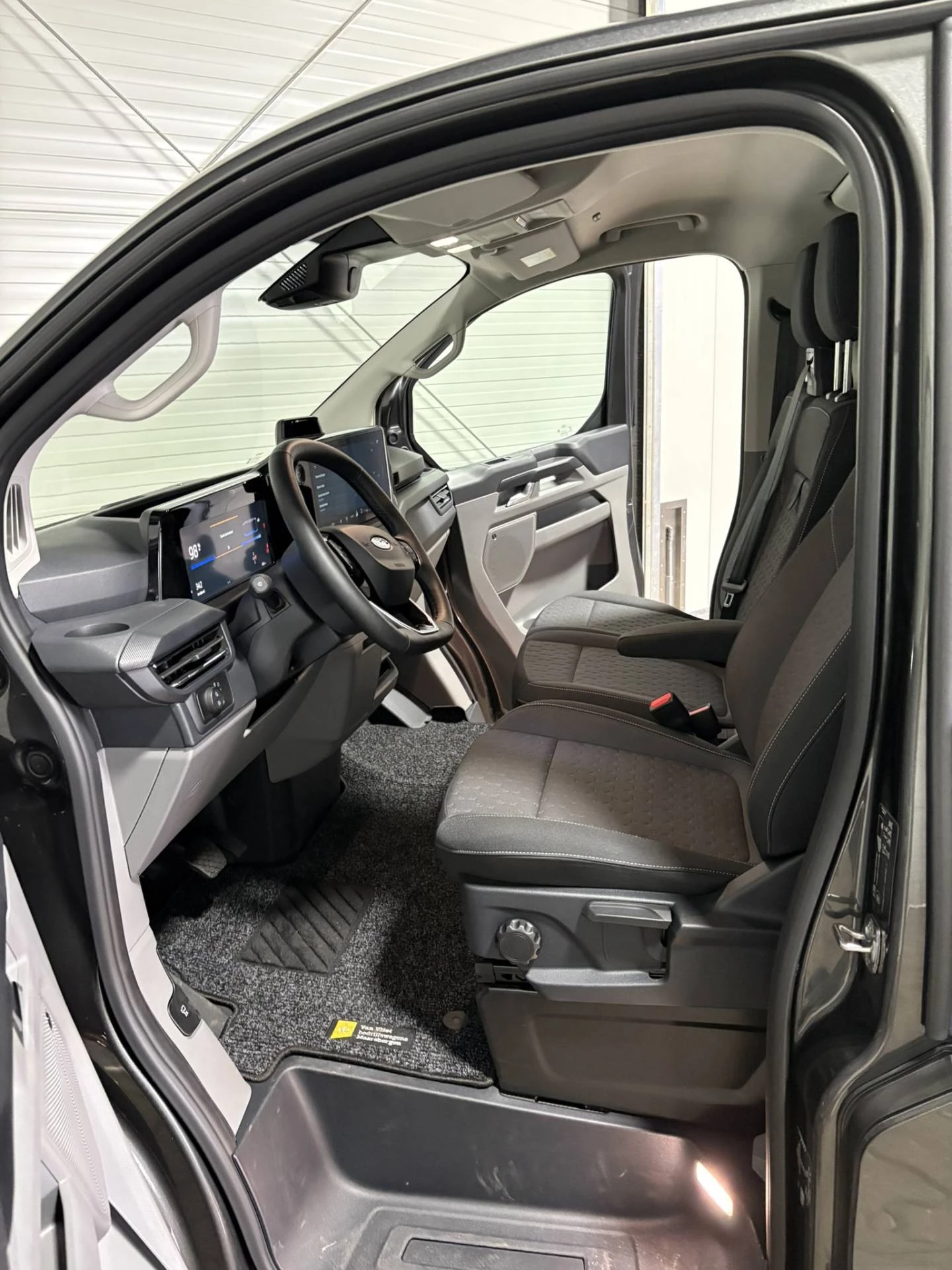 Hoofdafbeelding Ford E-Transit