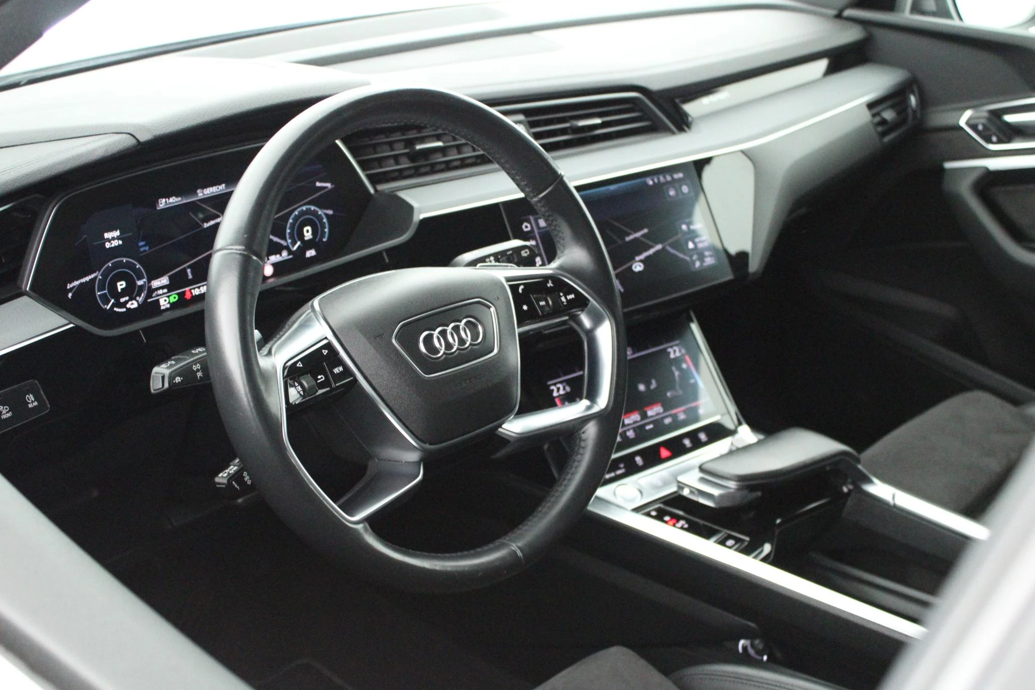 Hoofdafbeelding Audi e-tron