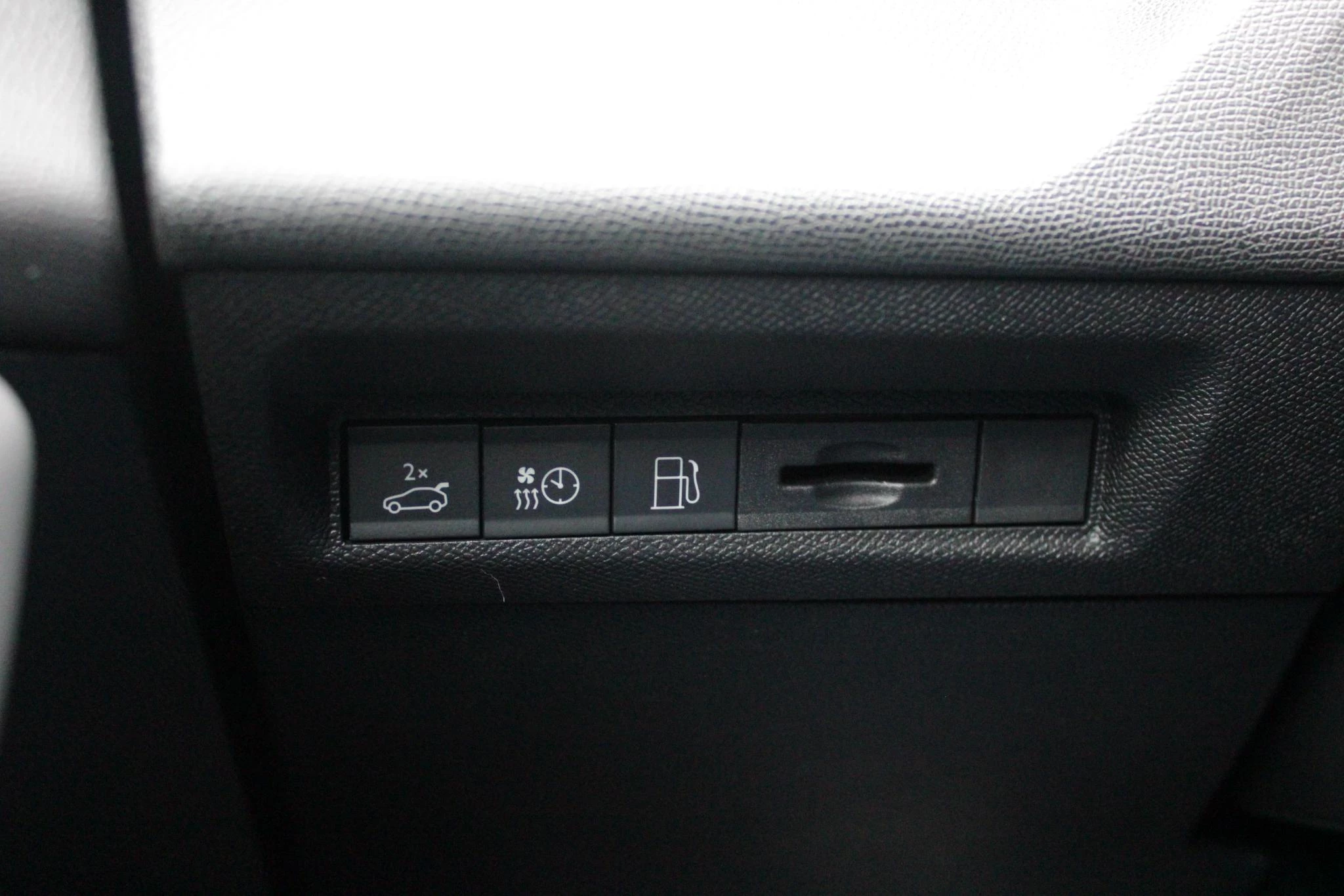 Hoofdafbeelding Peugeot 408