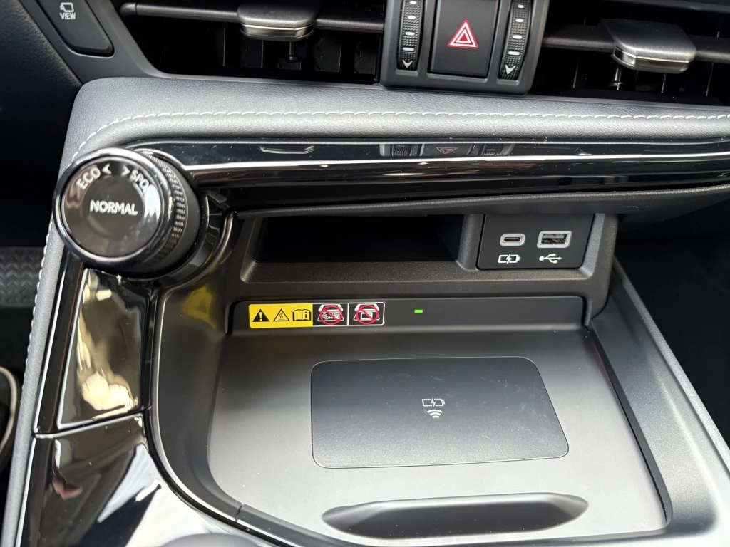Hoofdafbeelding Lexus NX