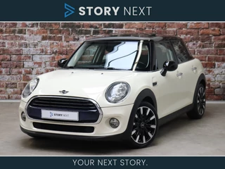 MINI Cooper Hatchback Business 5 deurs / Panoramadak / Navigatie / Stoelverwarming / Climate Control / 17 Inch / Parkeersensoren / Regen- en lichtsensor / Sportstoelen / Bluetooth / Lichtpakket / Cruise Control