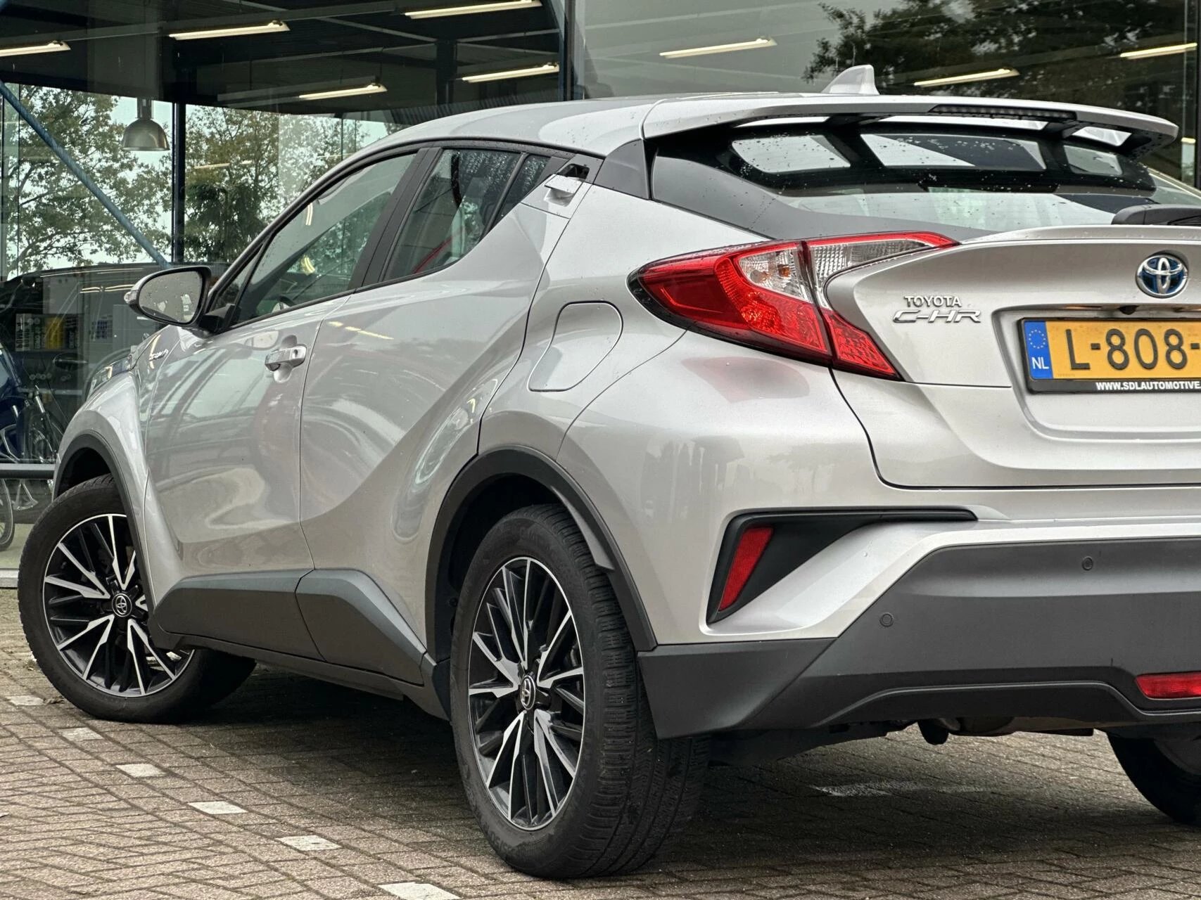 Hoofdafbeelding Toyota C-HR