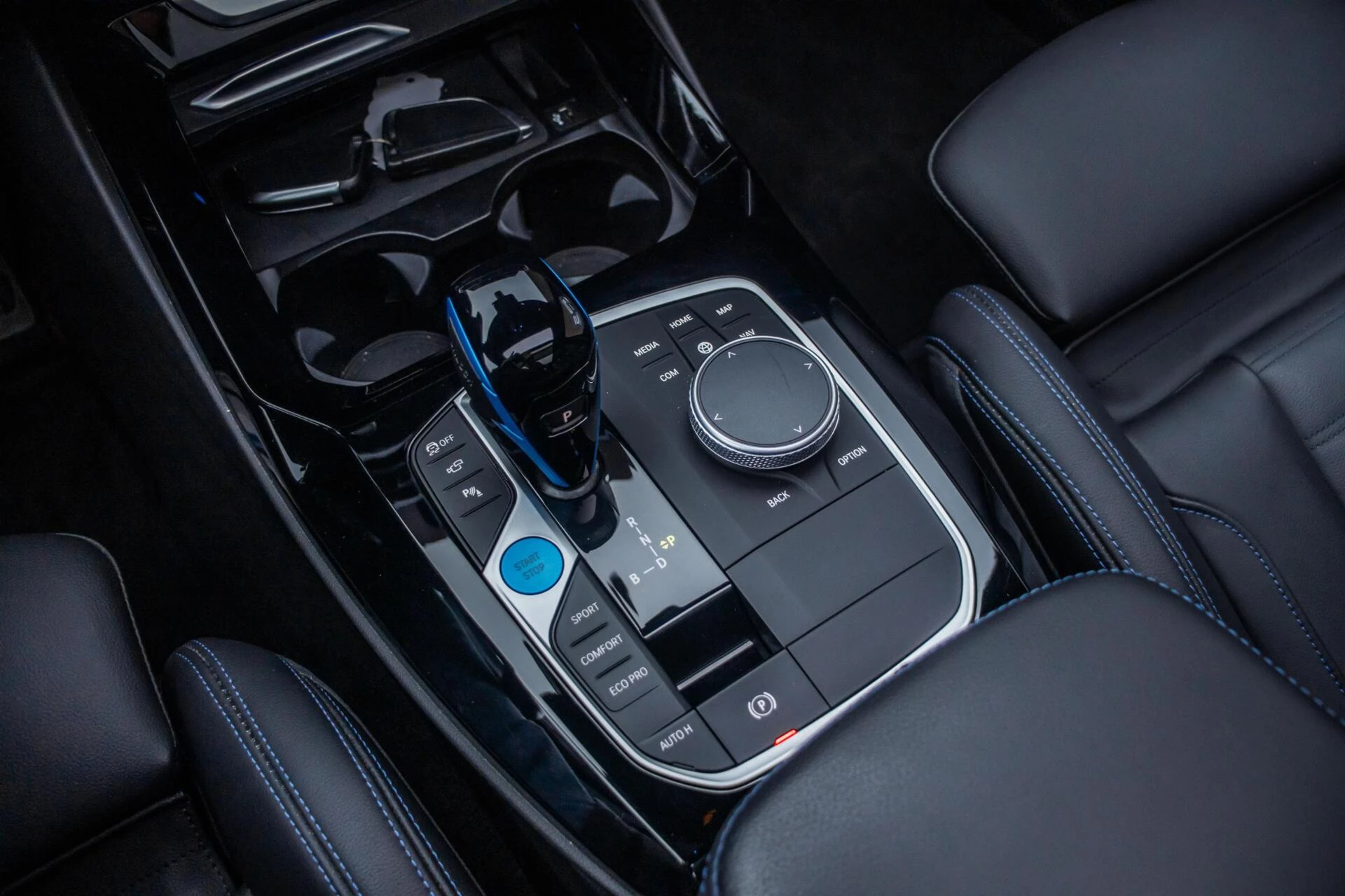 Hoofdafbeelding BMW iX3