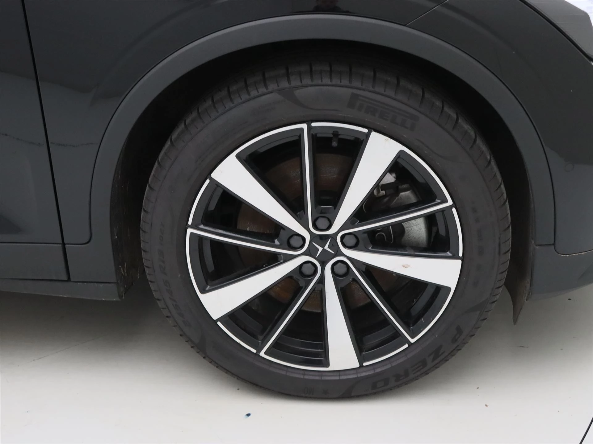 Hoofdafbeelding Polestar 2