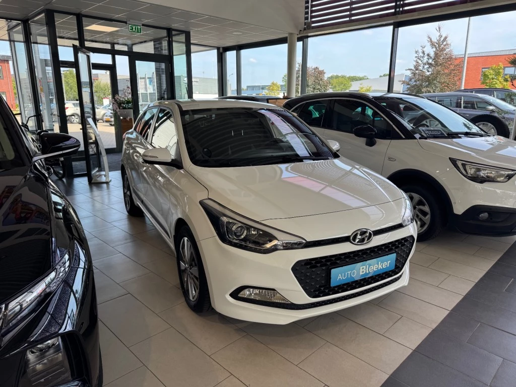 Hoofdafbeelding Hyundai i20