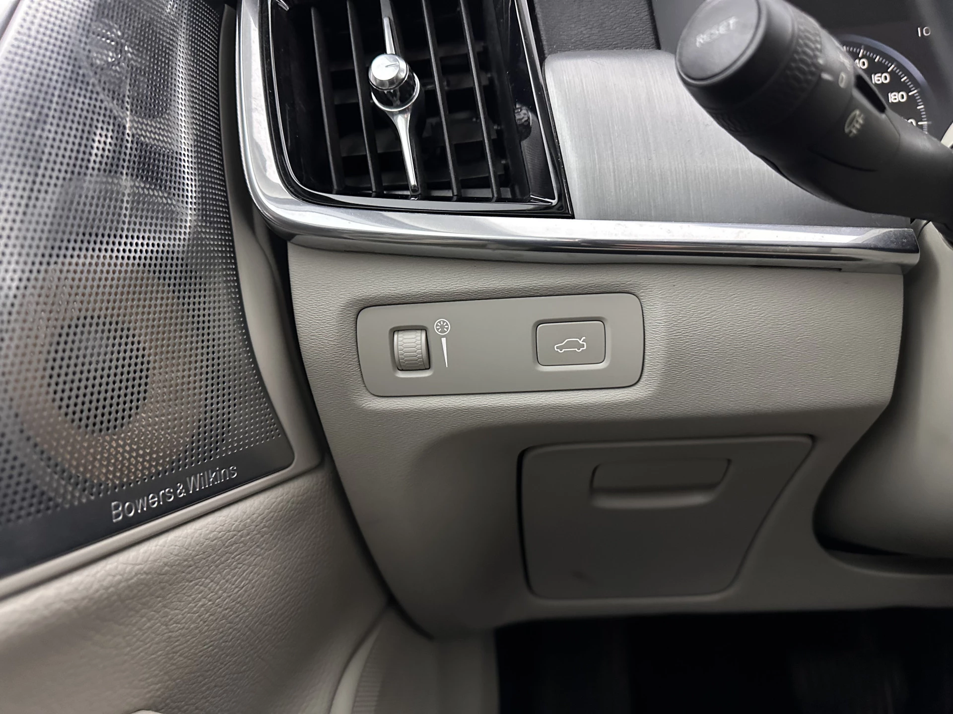 Hoofdafbeelding Volvo V90