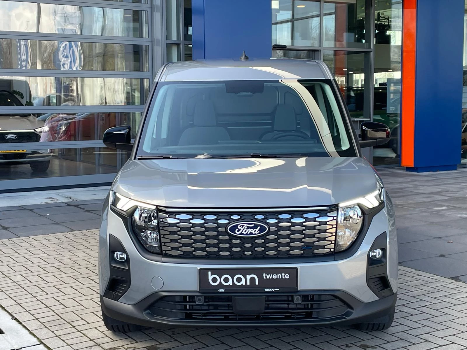 Hoofdafbeelding Ford E-Transit Courier