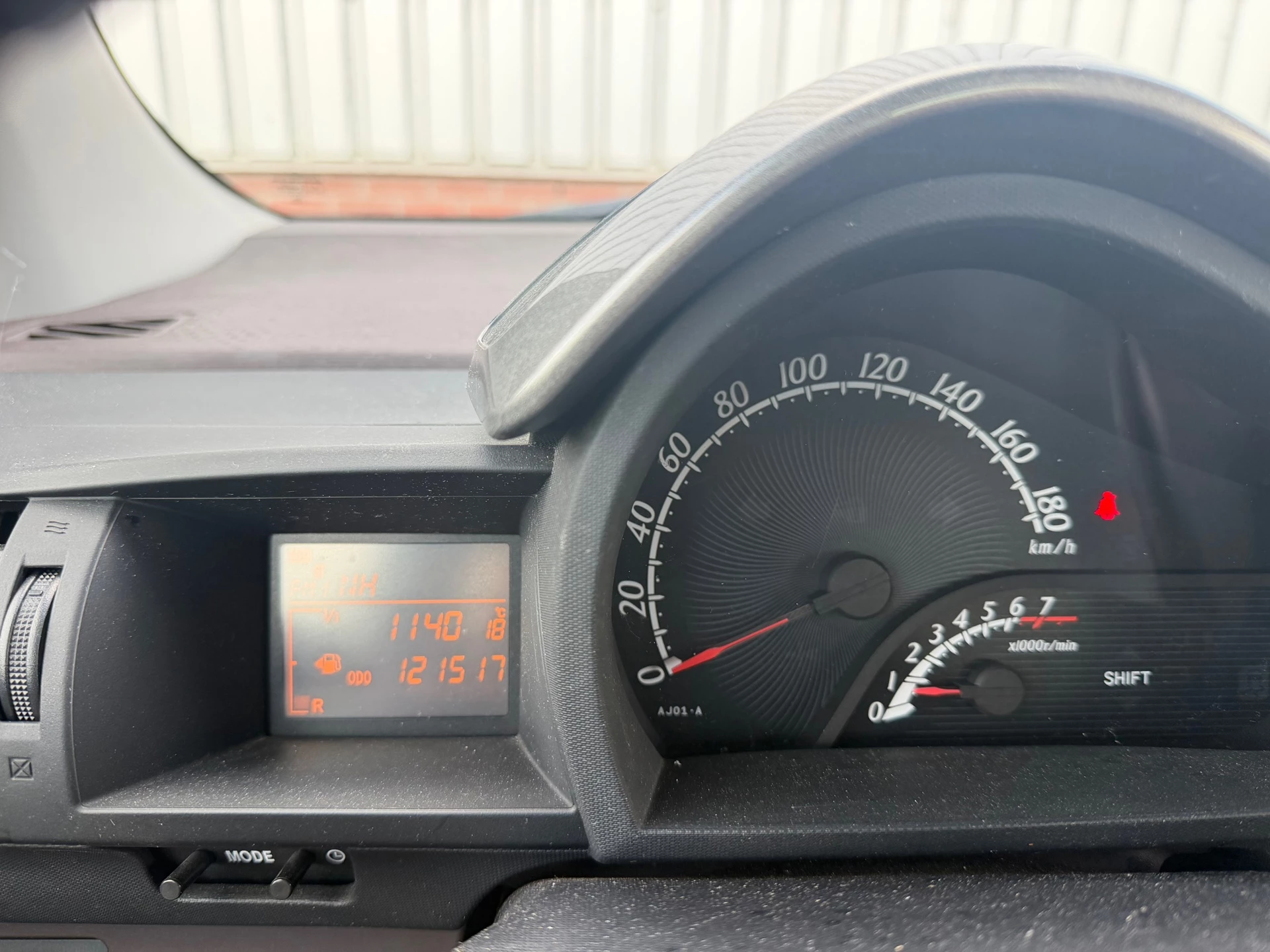 Hoofdafbeelding Toyota iQ