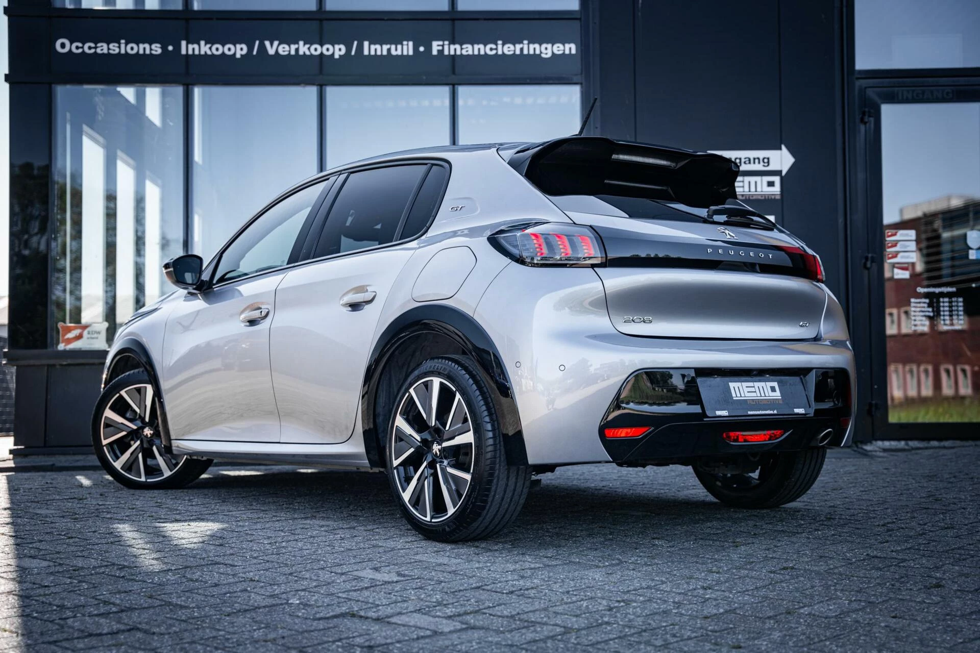 Hoofdafbeelding Peugeot 208