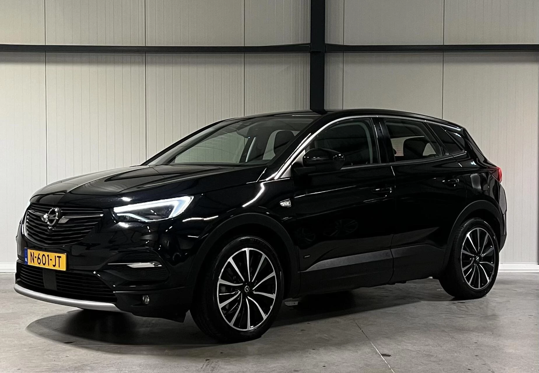 Hoofdafbeelding Opel Grandland X
