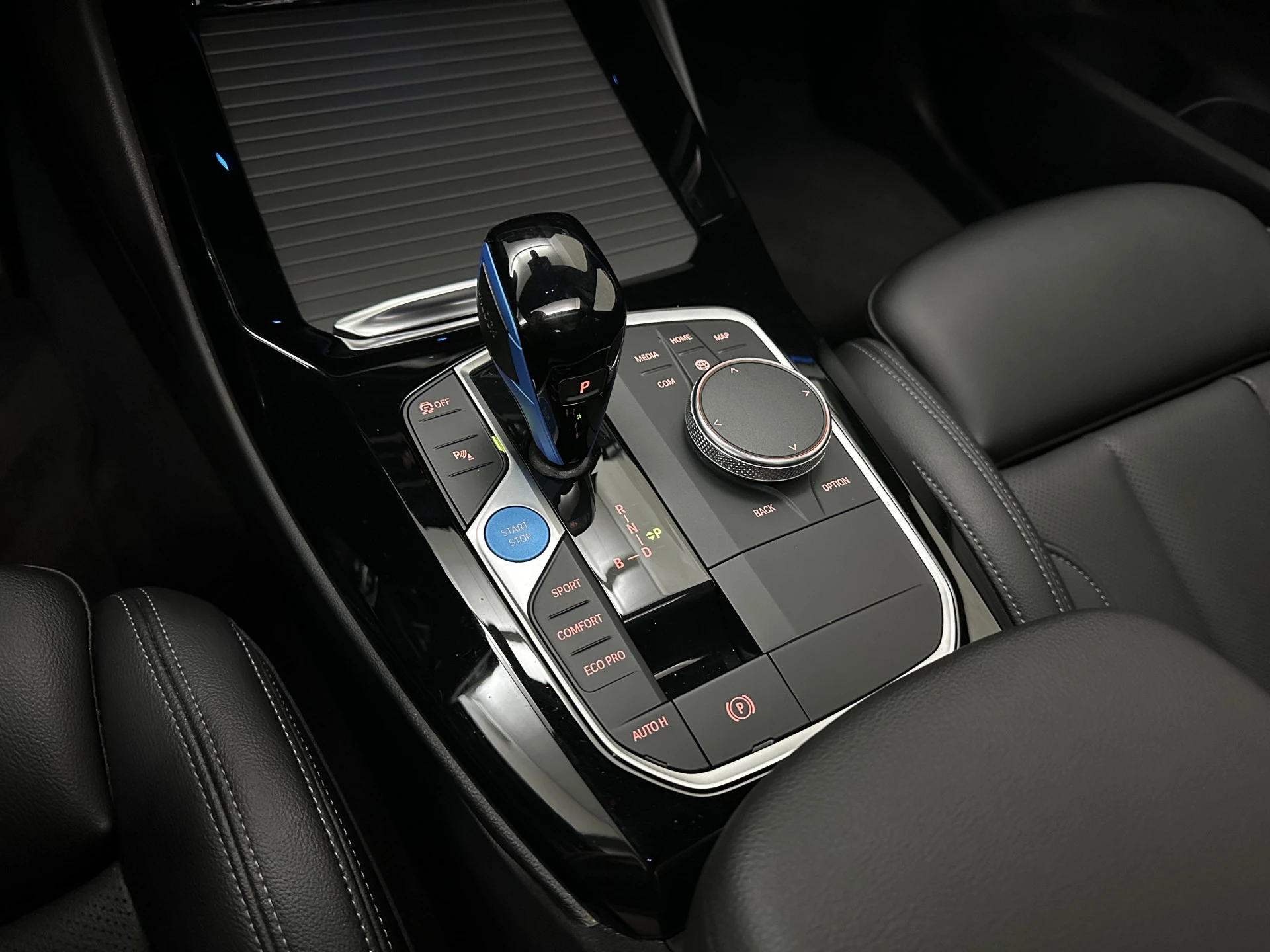 Hoofdafbeelding BMW iX3