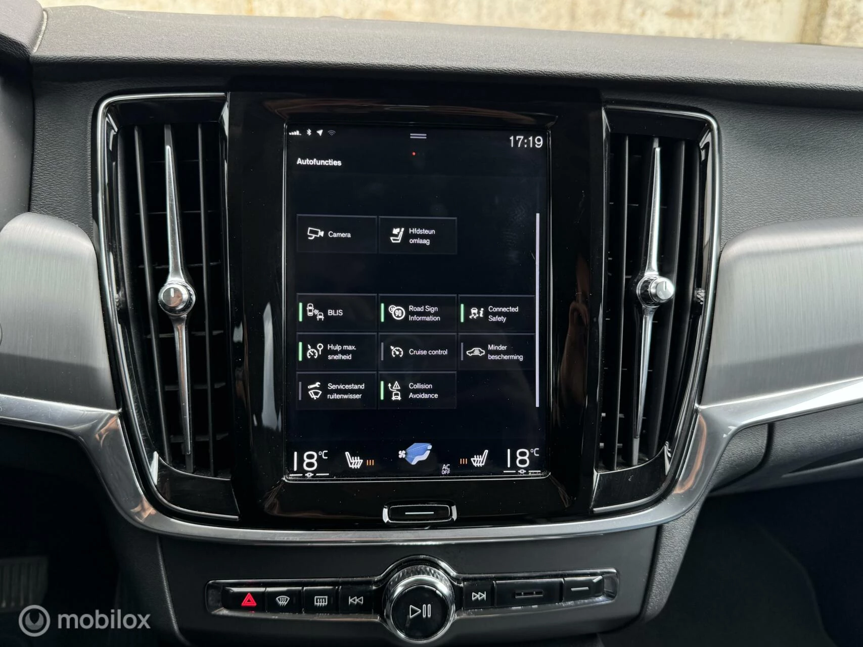 Hoofdafbeelding Volvo V90