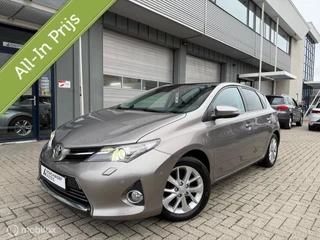 Toyota Auris 1.6 BENZ | TREKHAAK | PANO | CAMERA | 1 JAAR GARANTIE