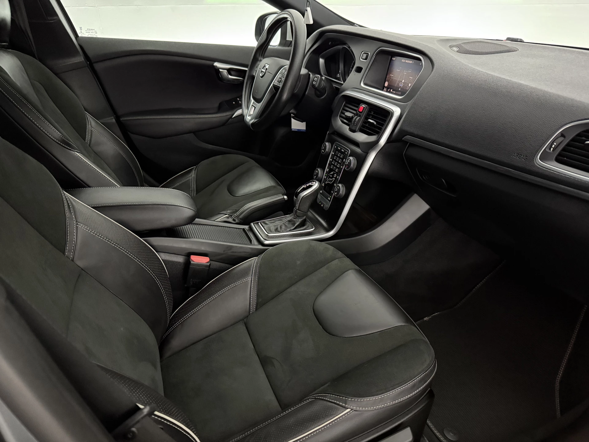 Hoofdafbeelding Volvo V40