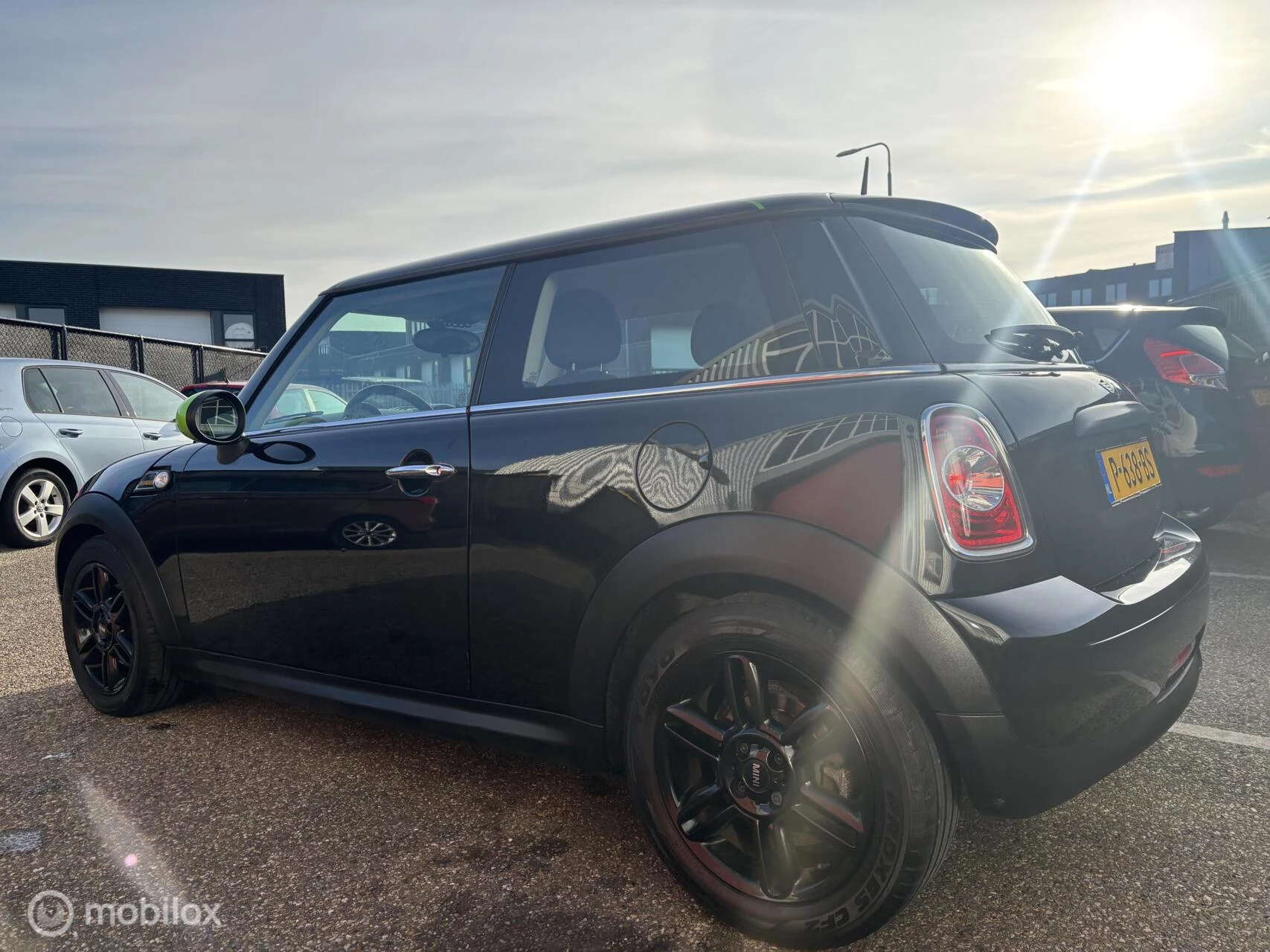 Hoofdafbeelding MINI One