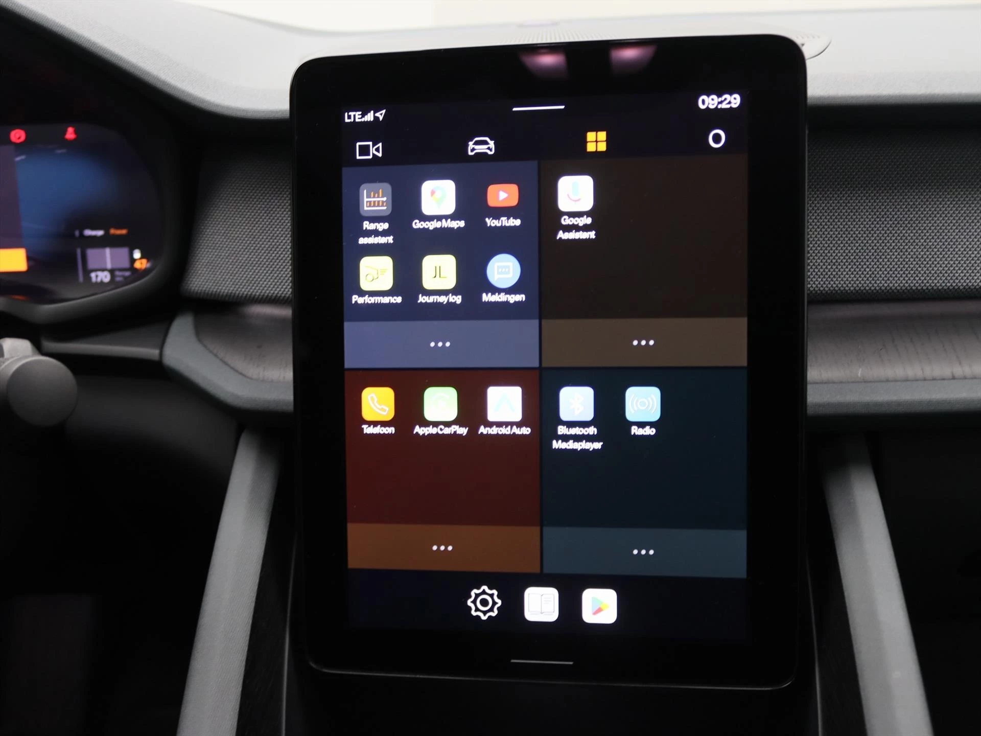 Hoofdafbeelding Polestar 2